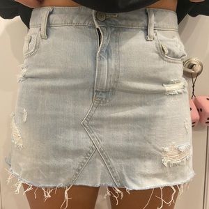 Aeropostale Light Wash Demin Skirt